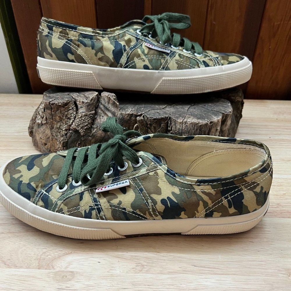 Superga Italian Satiny Canvas Camo Shoes Size 9W / 7.5M / 40 EU